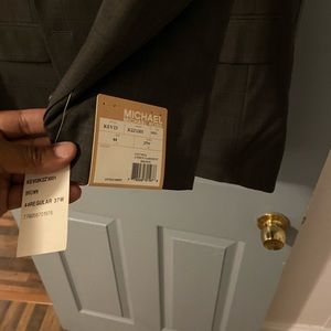 Brand new Men Michael Kors suit size 44R color brown